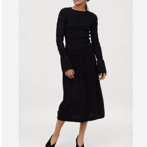NWT H&M Women's Black Solid Fine Knit Midi Dress Size S